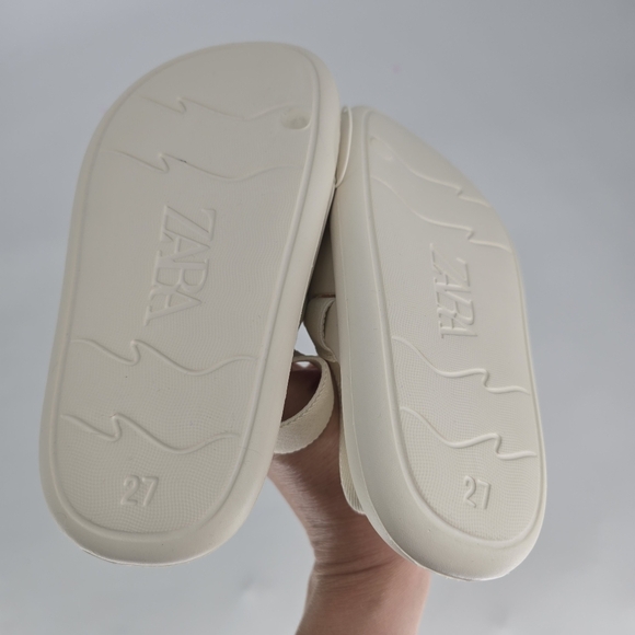 Zara cream sandles sling back rubber lightweight kids size 27 US 10 boy girl - Picture 4 of 5